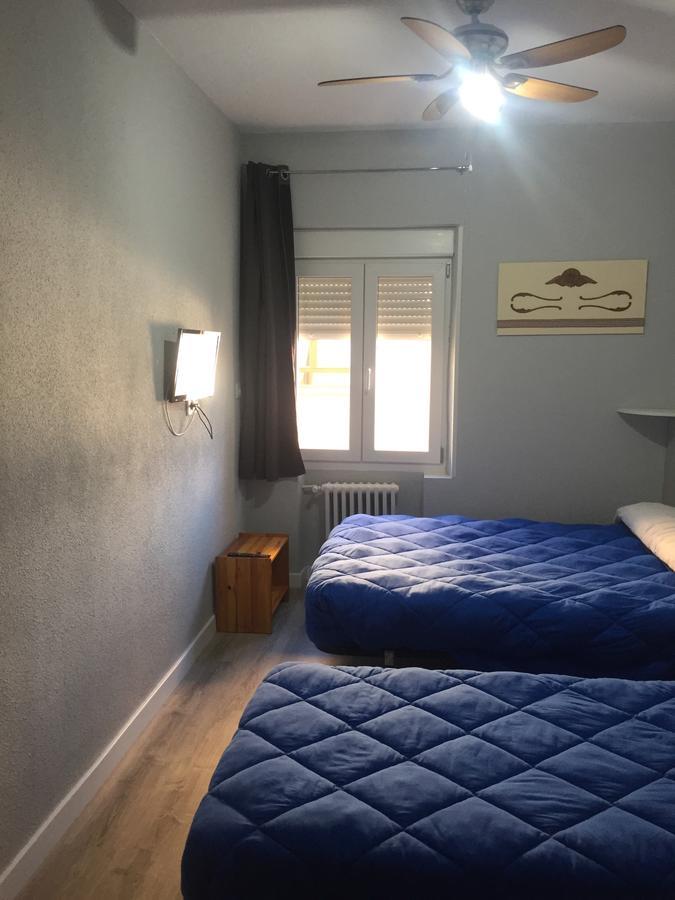 Hostal Rosales 阿兰达德杜洛 外观 照片
