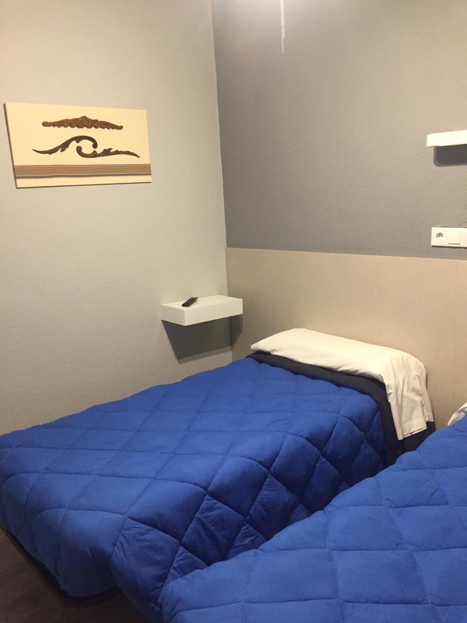 Hostal Rosales 阿兰达德杜洛 外观 照片