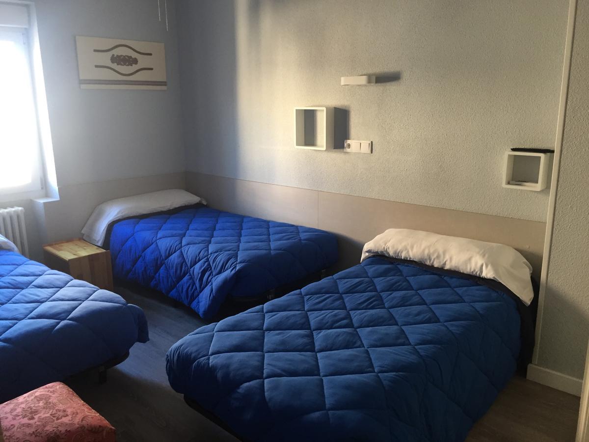 Hostal Rosales 阿兰达德杜洛 外观 照片